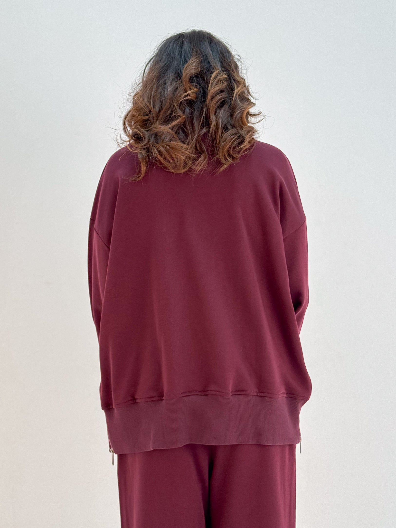 Tender Strength – Lounge Set