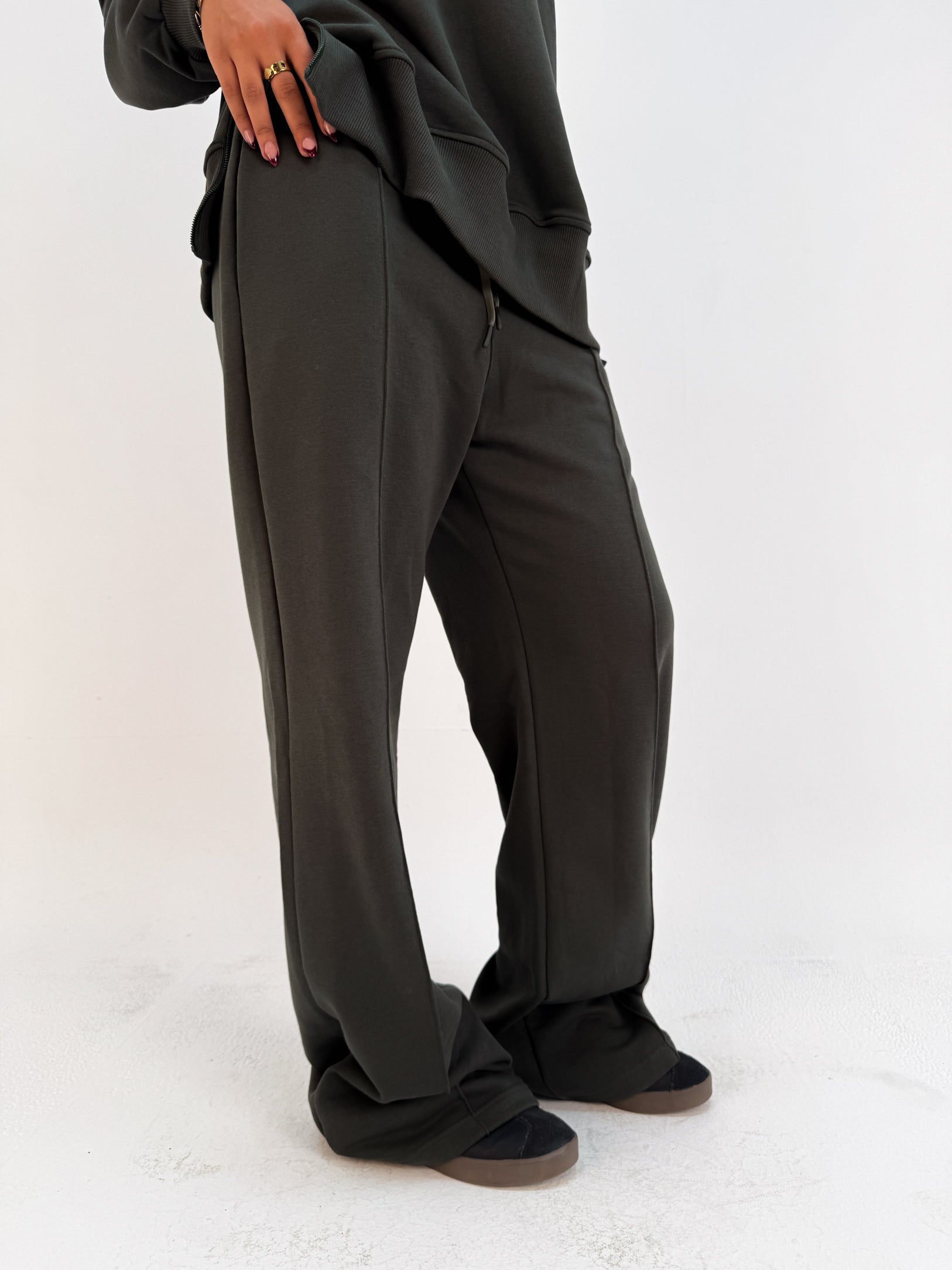 Deep Calm – Lounge Set