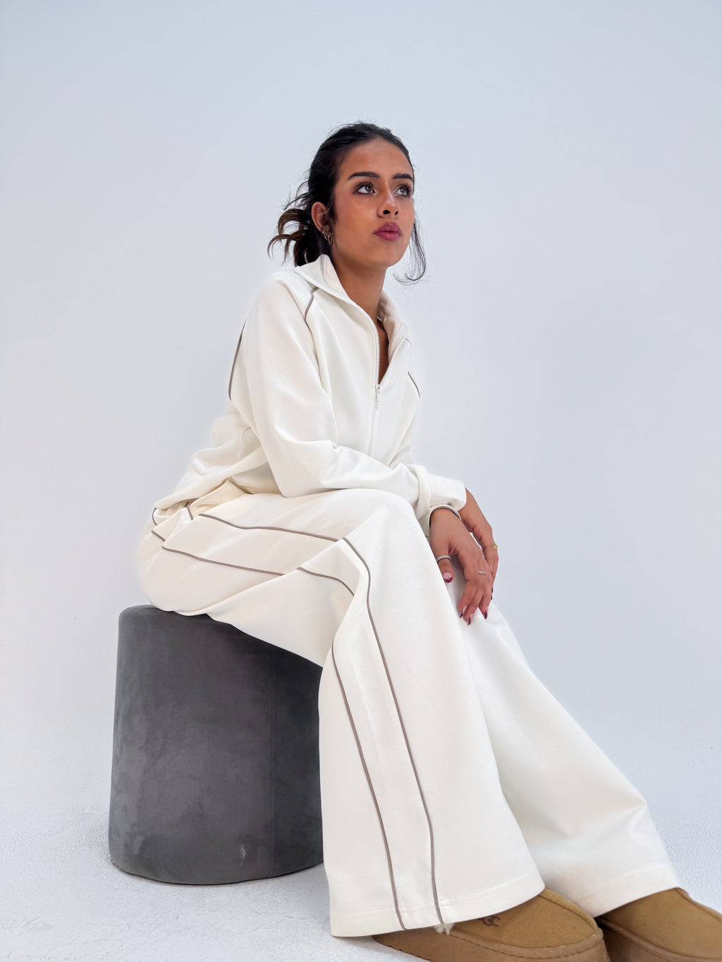 Pure Ease White - Lounge Set