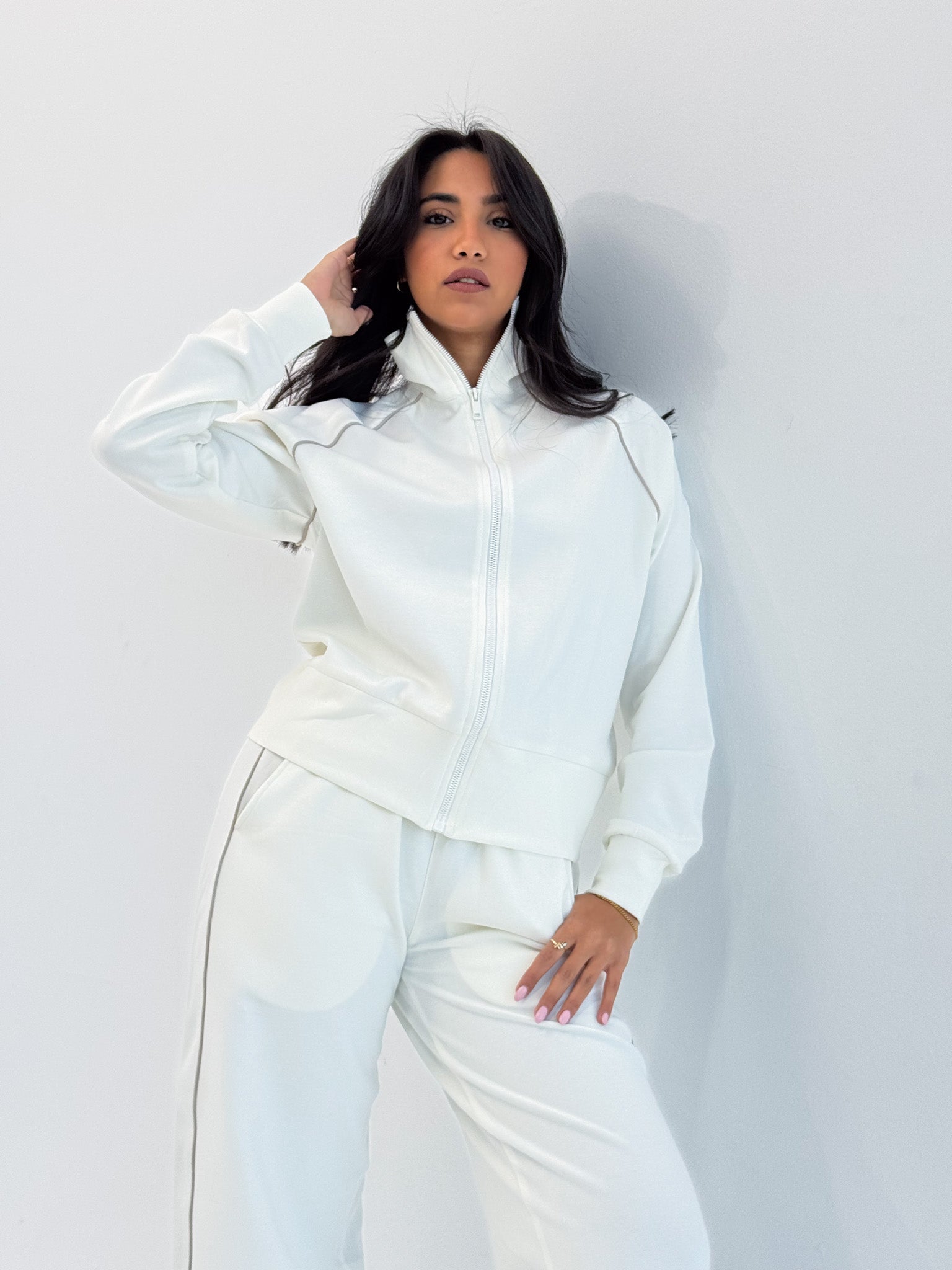 Pure Ease White - Lounge Set